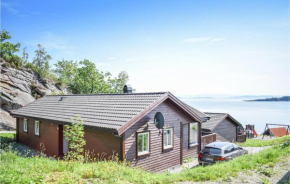 Four-Bedroom Holiday Home in Nedstrand